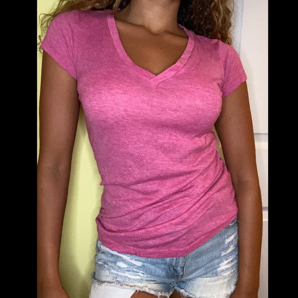 Wet Seal pink v neck